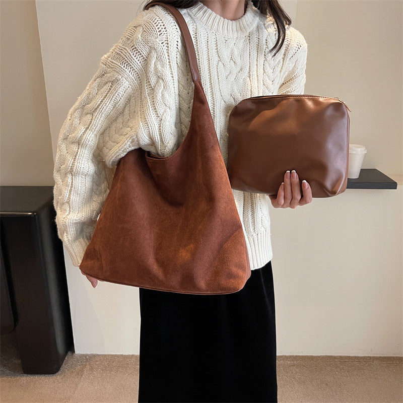 Inès - Sac à Épaule en Daim Doux