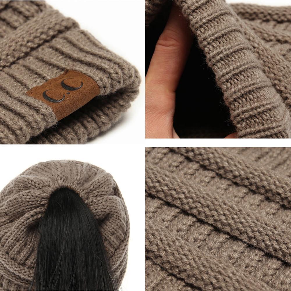 Éloïse - Bonnet en Tricot avec Ouverture pour Queue de Cheval