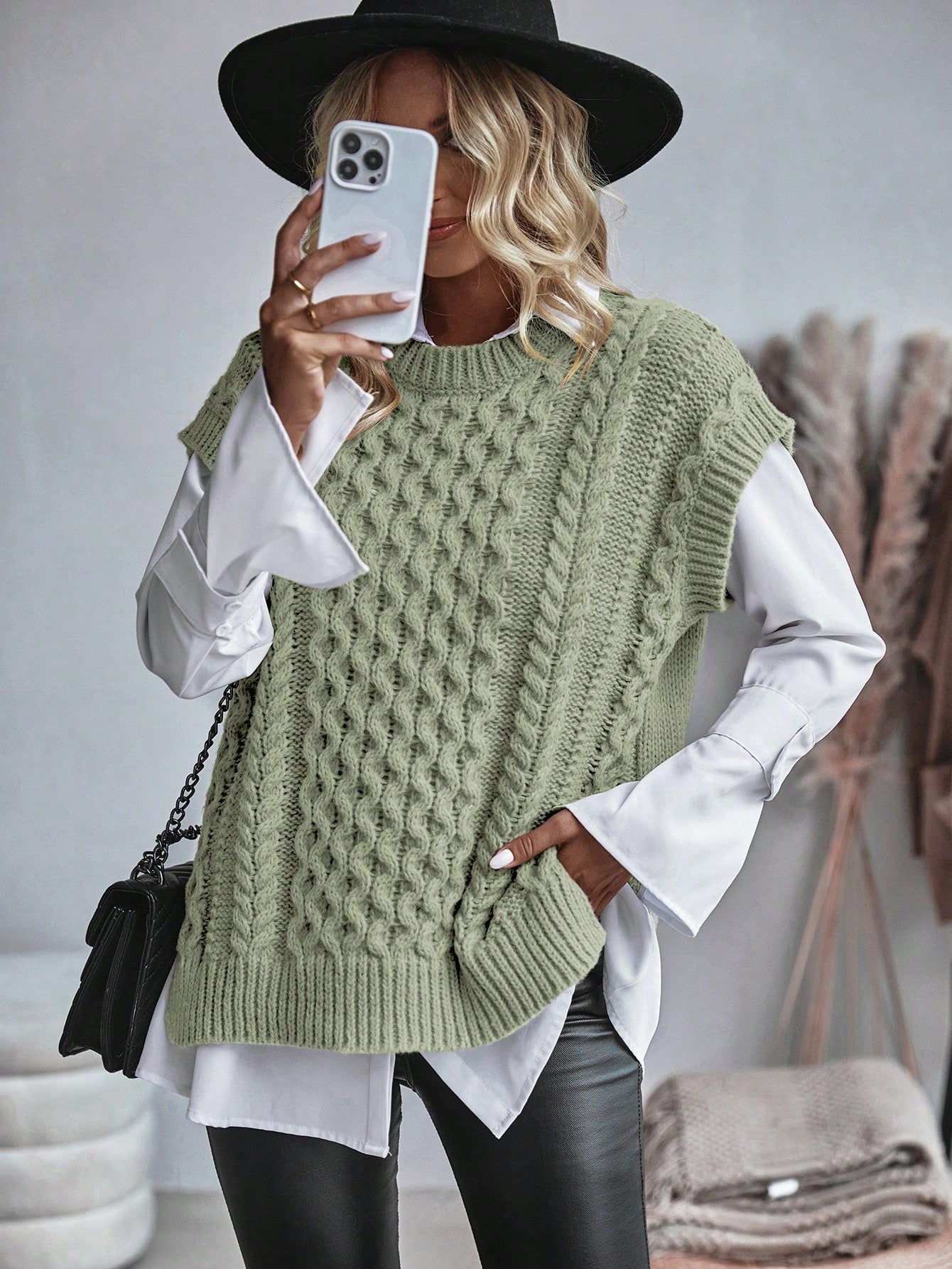 Jessamine - Gilet en tricot torsadé sans chemisier