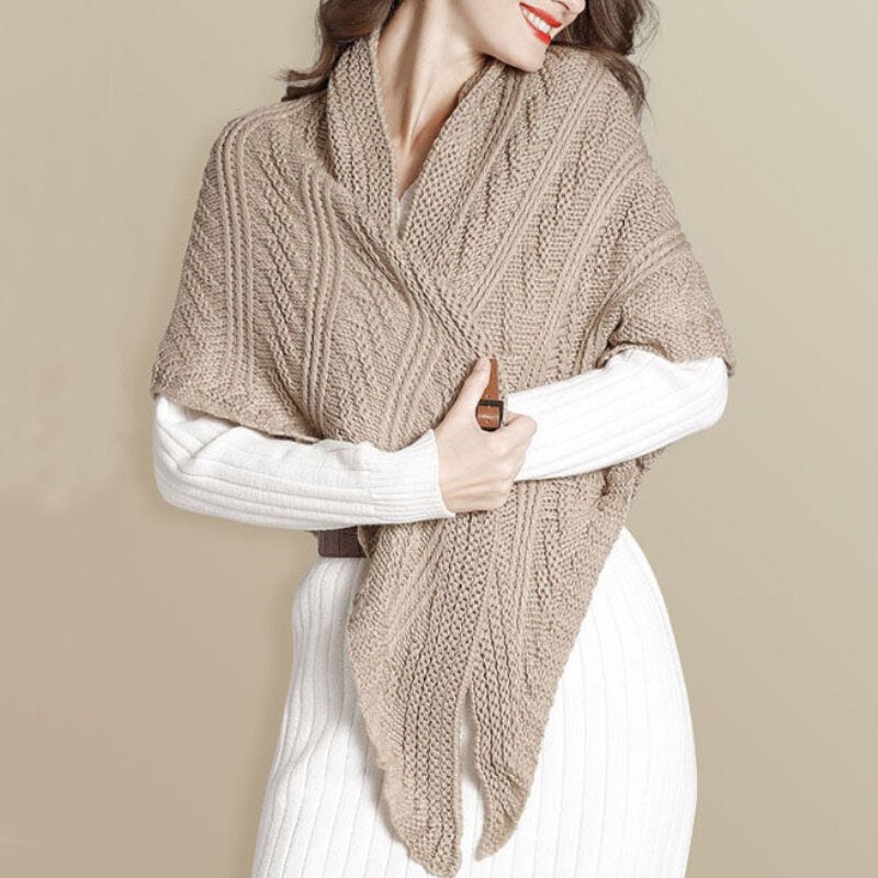 Yseult - Écharpe Triangulaire Tricotée avec Boucle en Cuir