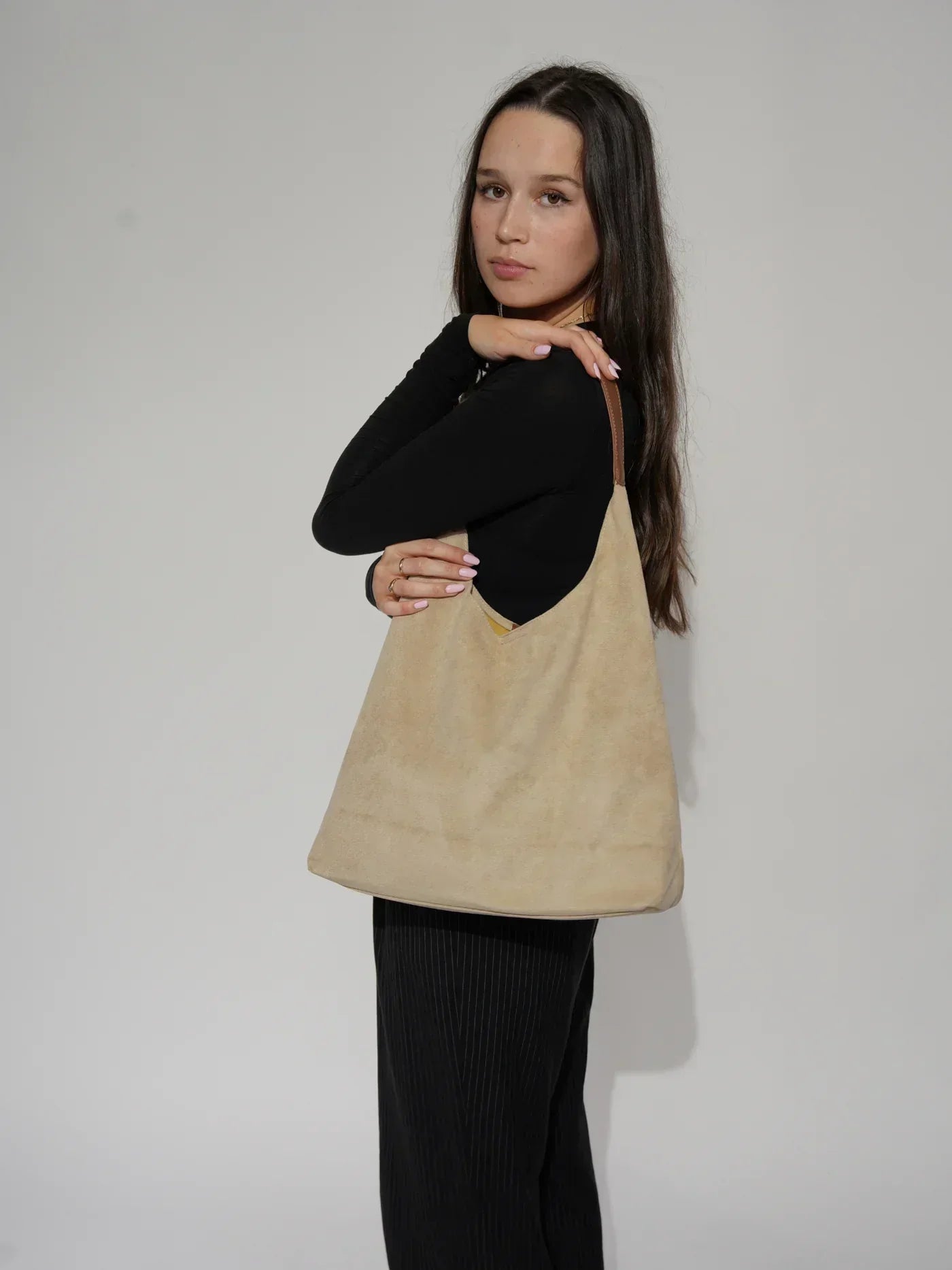 Inès - Sac à Épaule en Daim Doux