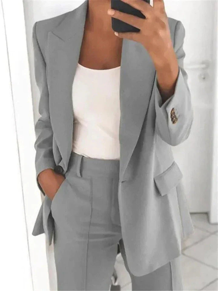 GlamorGlide - Costume puissant pour femmes : Libérez votre confiance