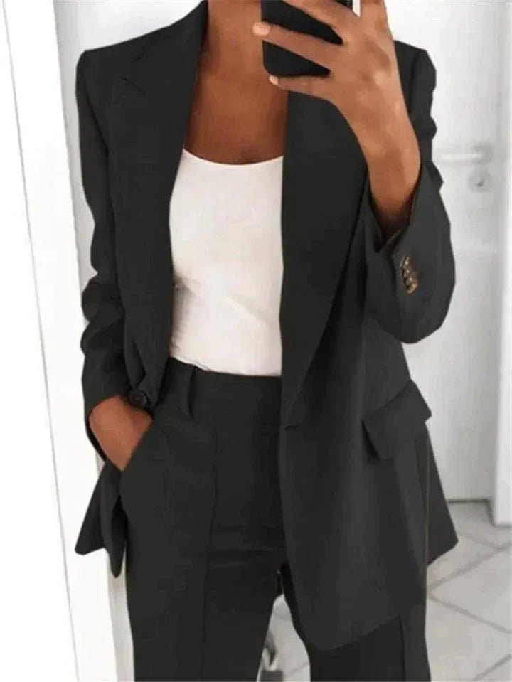 GlamorGlide - Costume puissant pour femmes : Libérez votre confiance