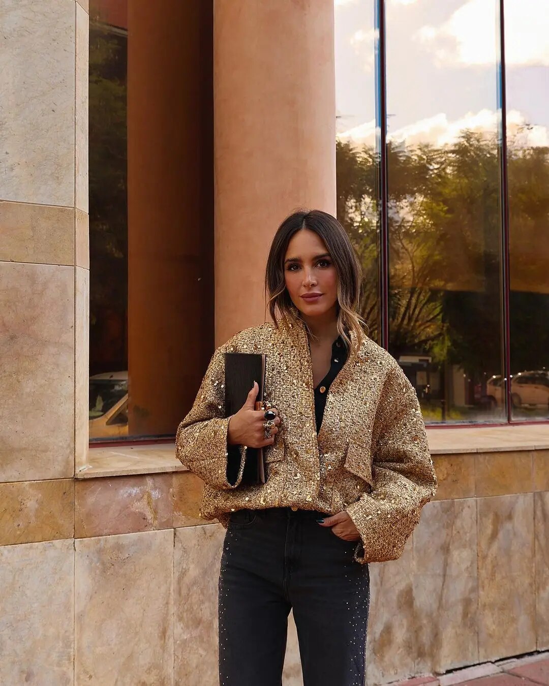 Valerie - Manteau Chic en Paillettes d'or Pour un Glamour Sans Faille