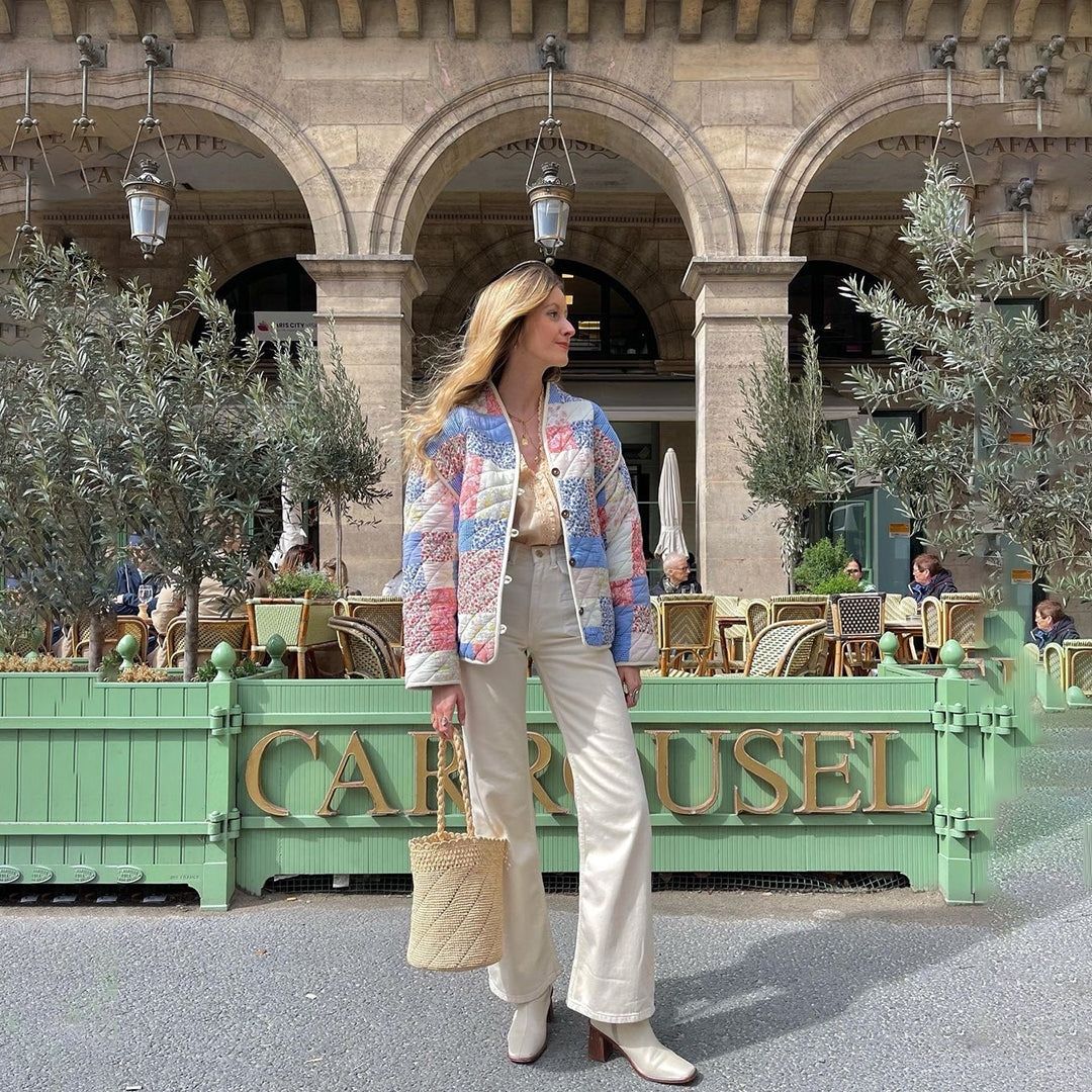 Juliette - Look veste à fleurs colorées