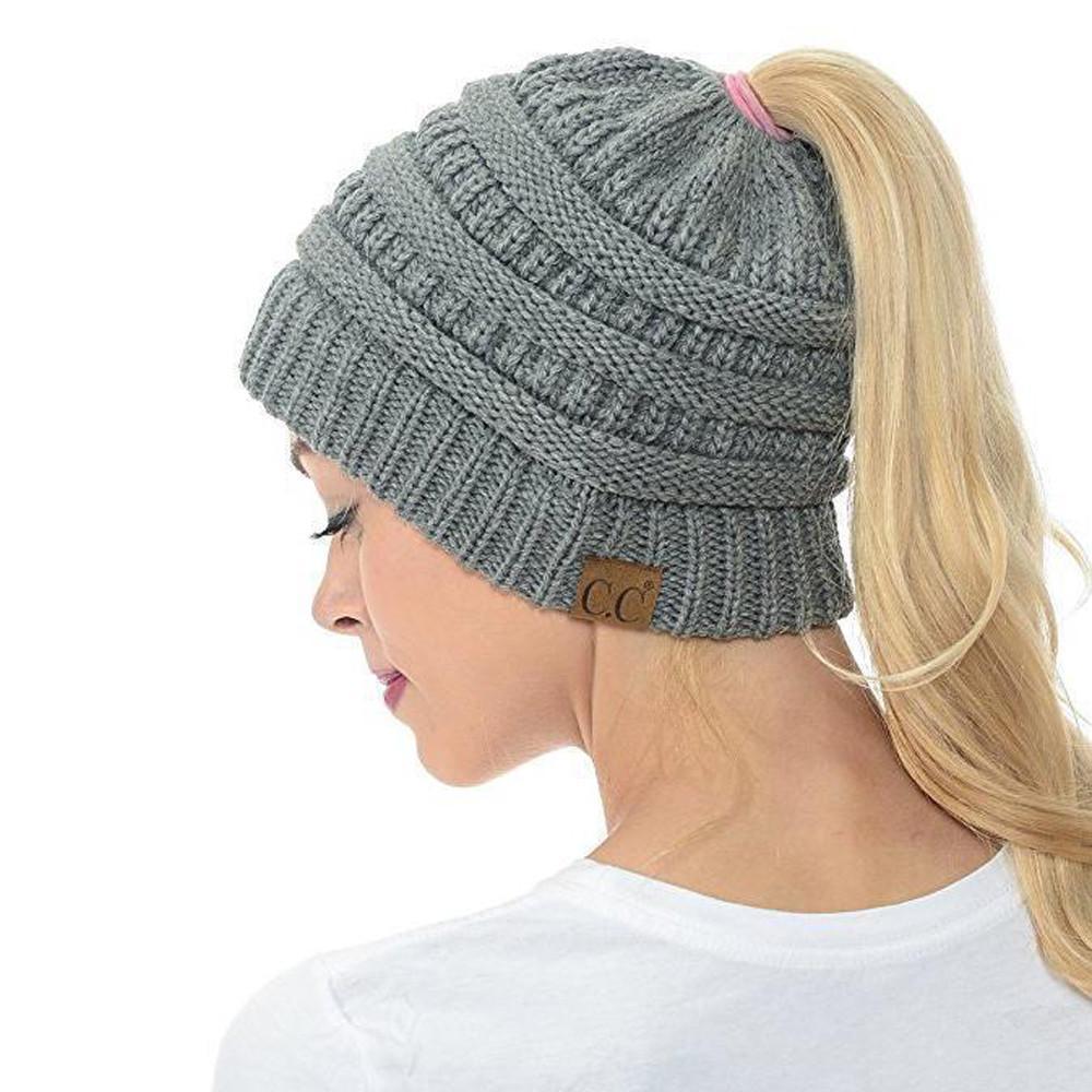 Éloïse - Bonnet en Tricot avec Ouverture pour Queue de Cheval