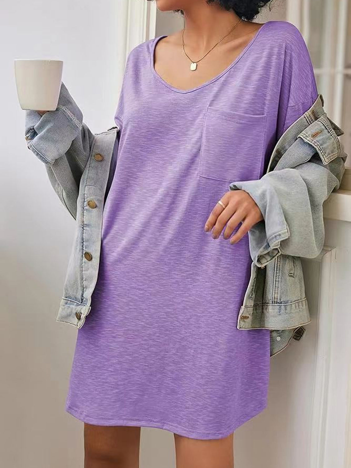 Diana – Robe T-shirt à Manches Courtes et Encolure en V