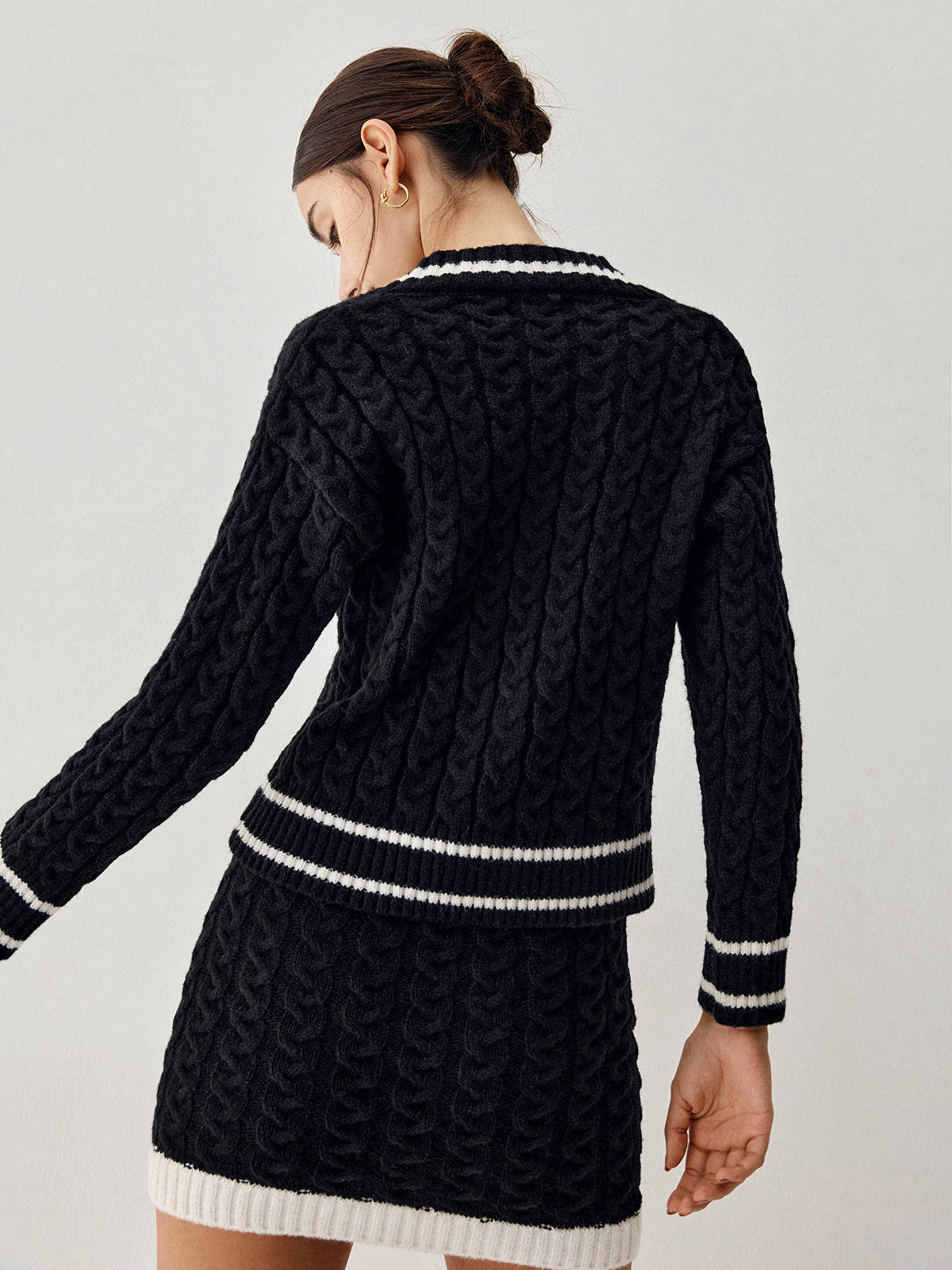 Éléonore - Pull en Tricot avec Jupe