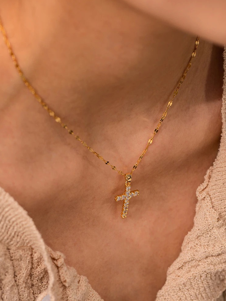 Romane - Collier Croix en Zirkonia Or