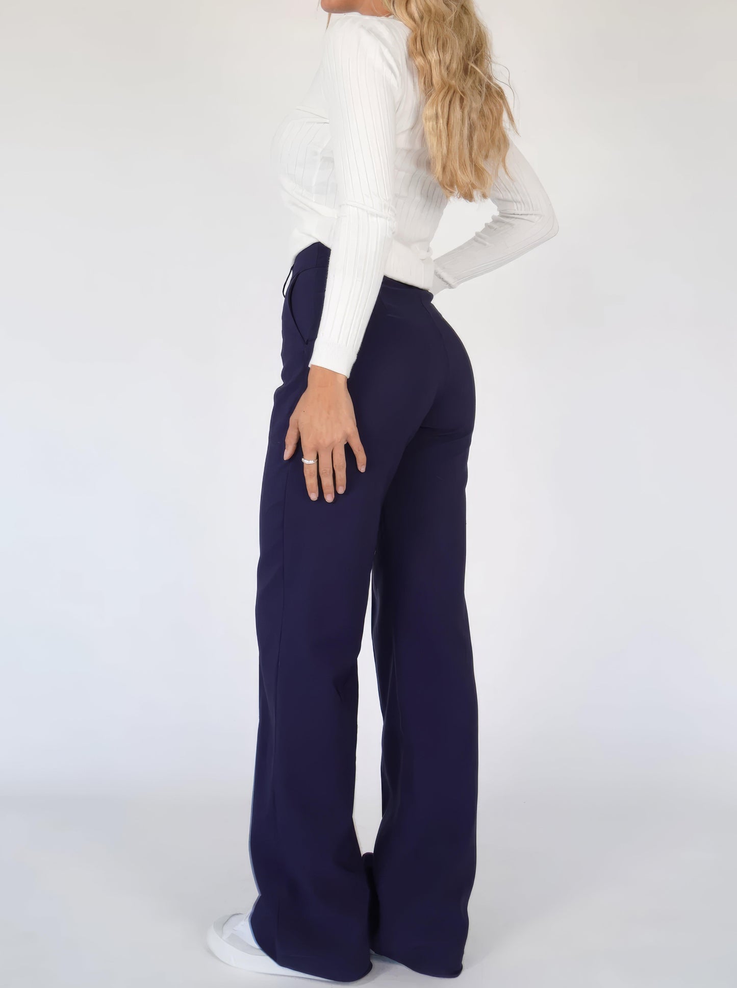 Léonie - Pantalon Droit Élégant