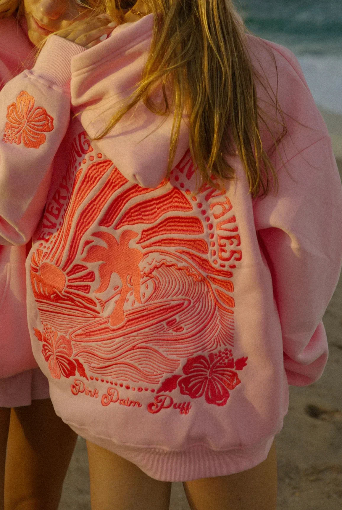 Sienna - Sweat à capuche oversize Sunset avec broderie et capuchon
