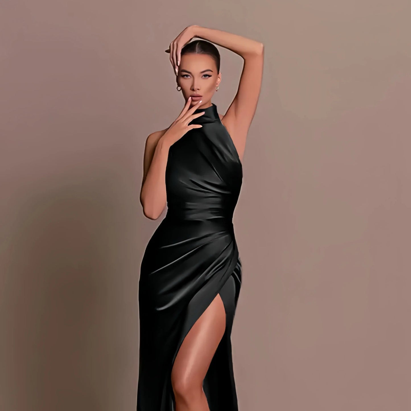 Isabella - Robe de Soirée Satinée à Fente Haute
