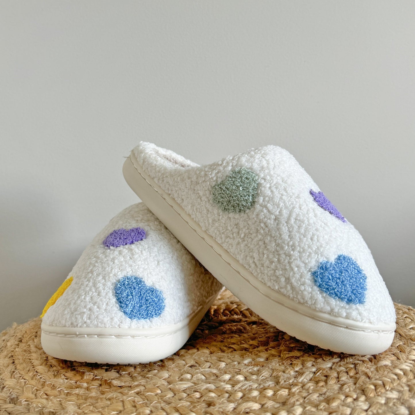 Cyrielle - Chaussons confortables avec motifs de cœurs