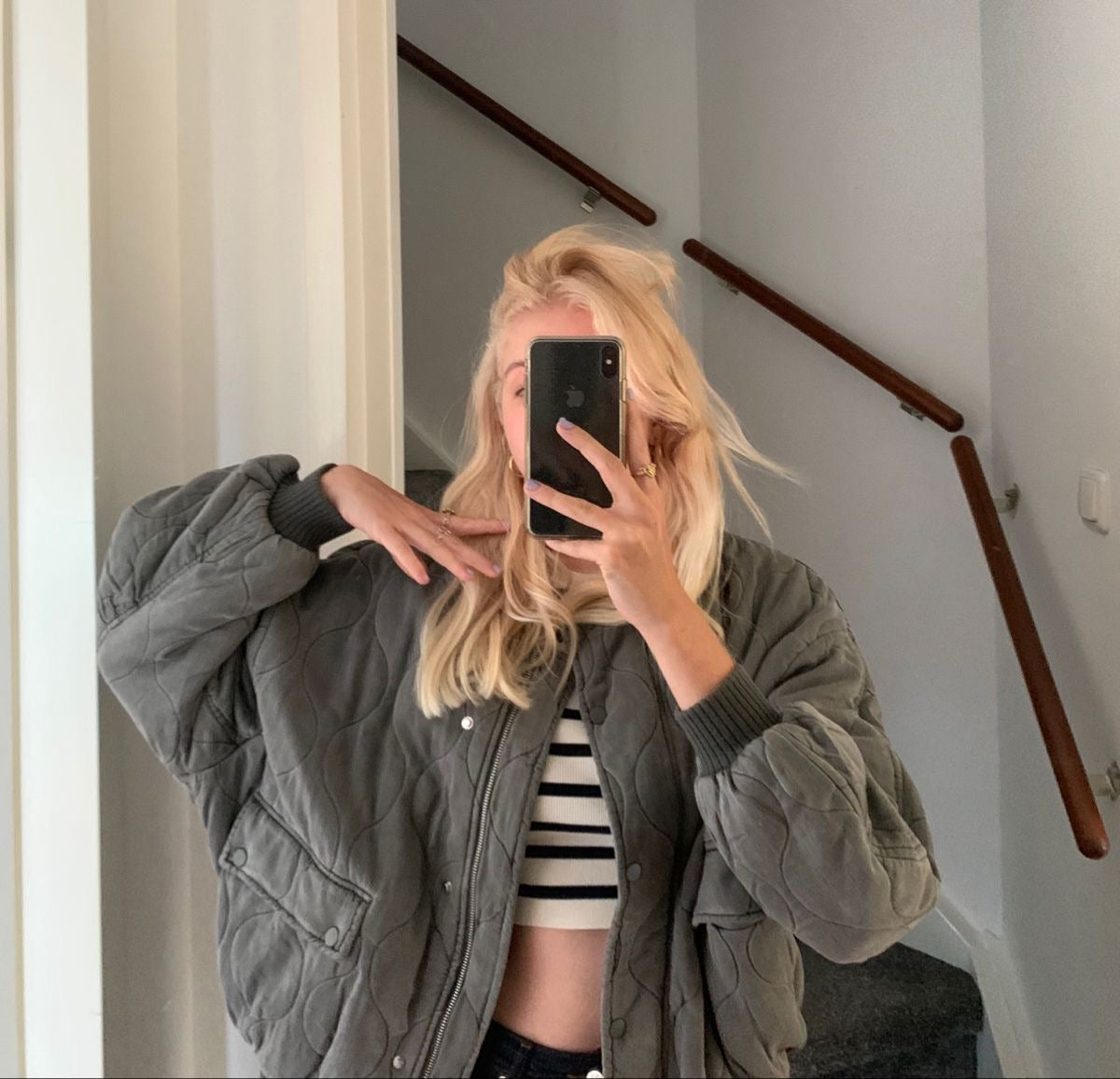 Azura - Veste Bomber Oversize Grise Foncée avec Motif Ondulé pour Femmes