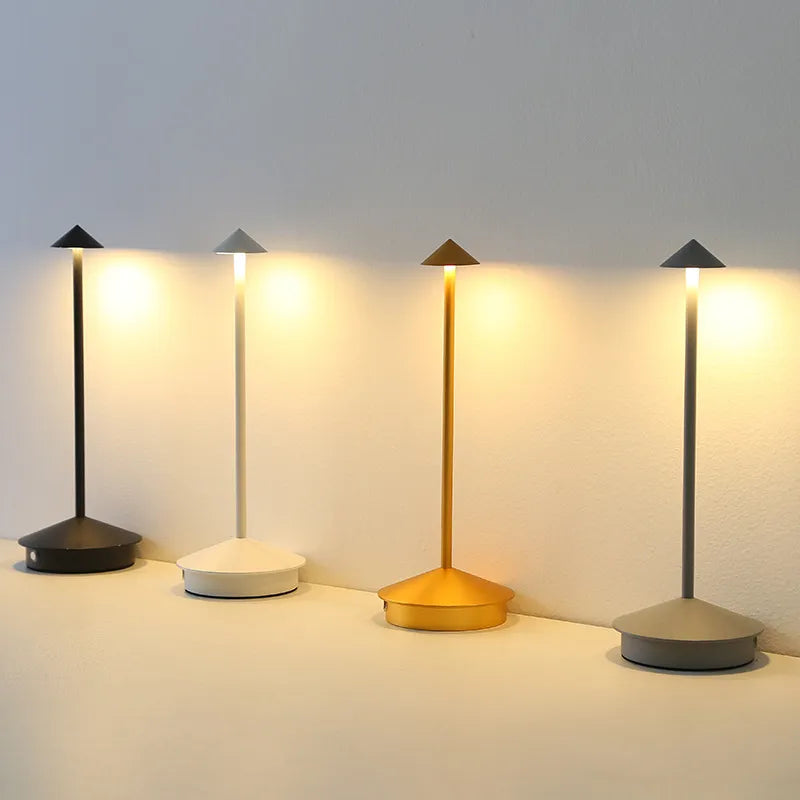 ArrowGlow - Lampe de table sans fil longue et effilée avec 3 couleurs de lumière, commande tactile et design moderne