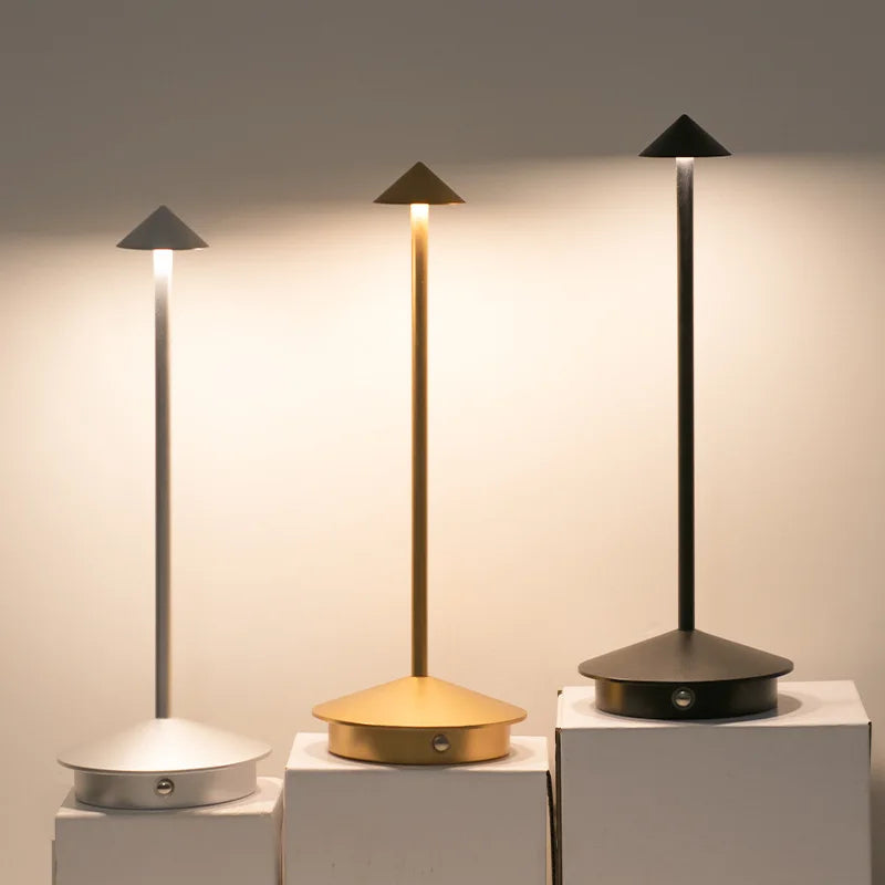 ArrowGlow - Lampe de table sans fil longue et effilée avec 3 couleurs de lumière, commande tactile et design moderne