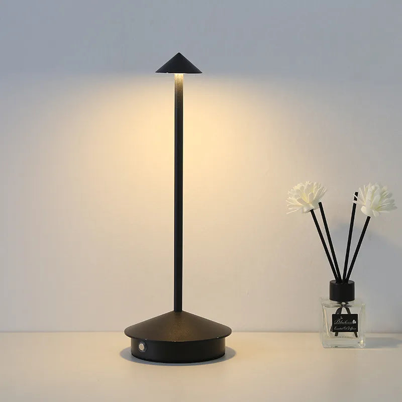 ArrowGlow - Lampe de table sans fil longue et effilée avec 3 couleurs de lumière, commande tactile et design moderne