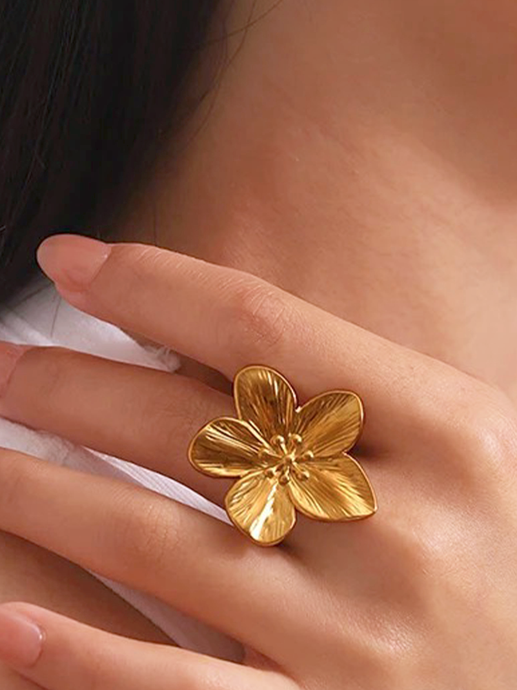 Mylène - Bague Statement Fleur de Saison Or