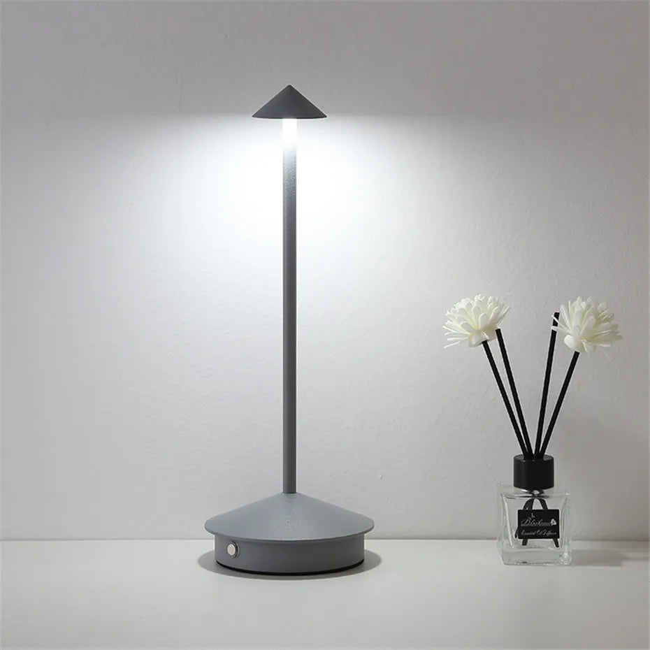 ArrowGlow - Lampe de table sans fil longue et effilée avec 3 couleurs de lumière, commande tactile et design moderne