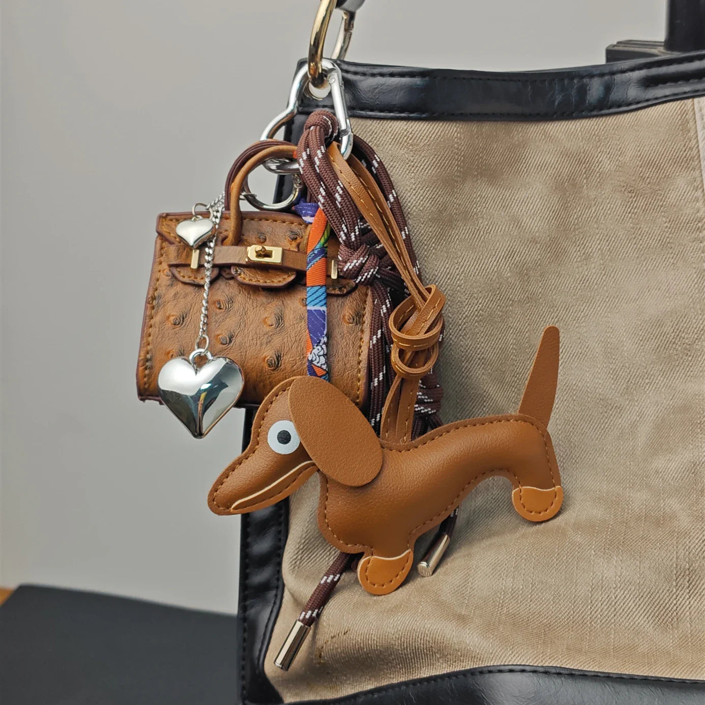 Chloé - Porte-clés Mini Sac à Main Charme de Sac avec Accessoires