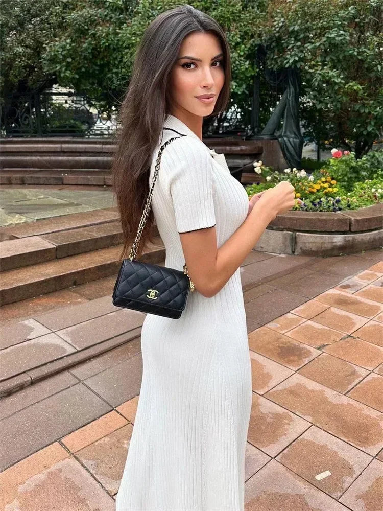 Lena - Robe midi côtelée à boutons