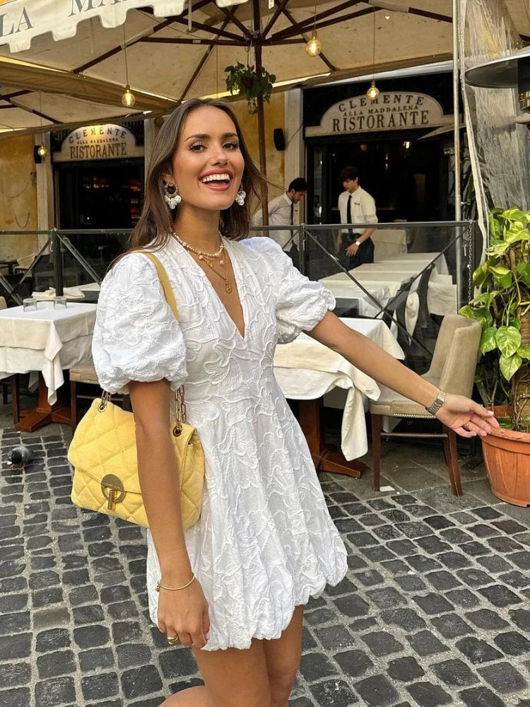 Lila - Robe florale à manches bouffantes