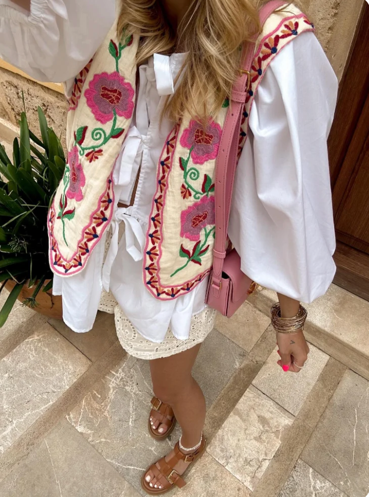 Isabella - Gilet brodé