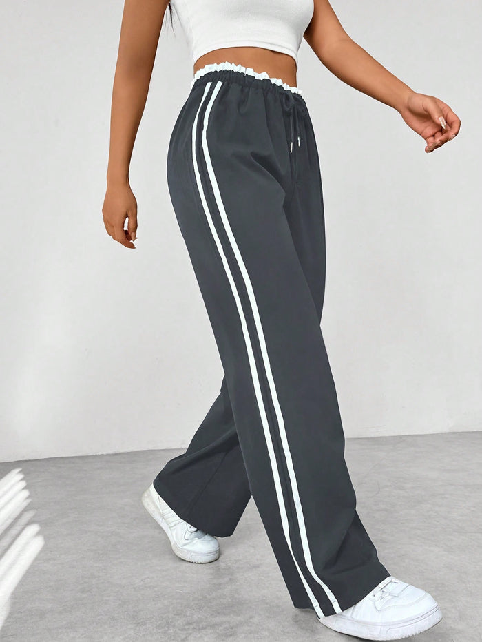 Lena - Pantalon Jogging Noir avec Rayures Latérales Blanches