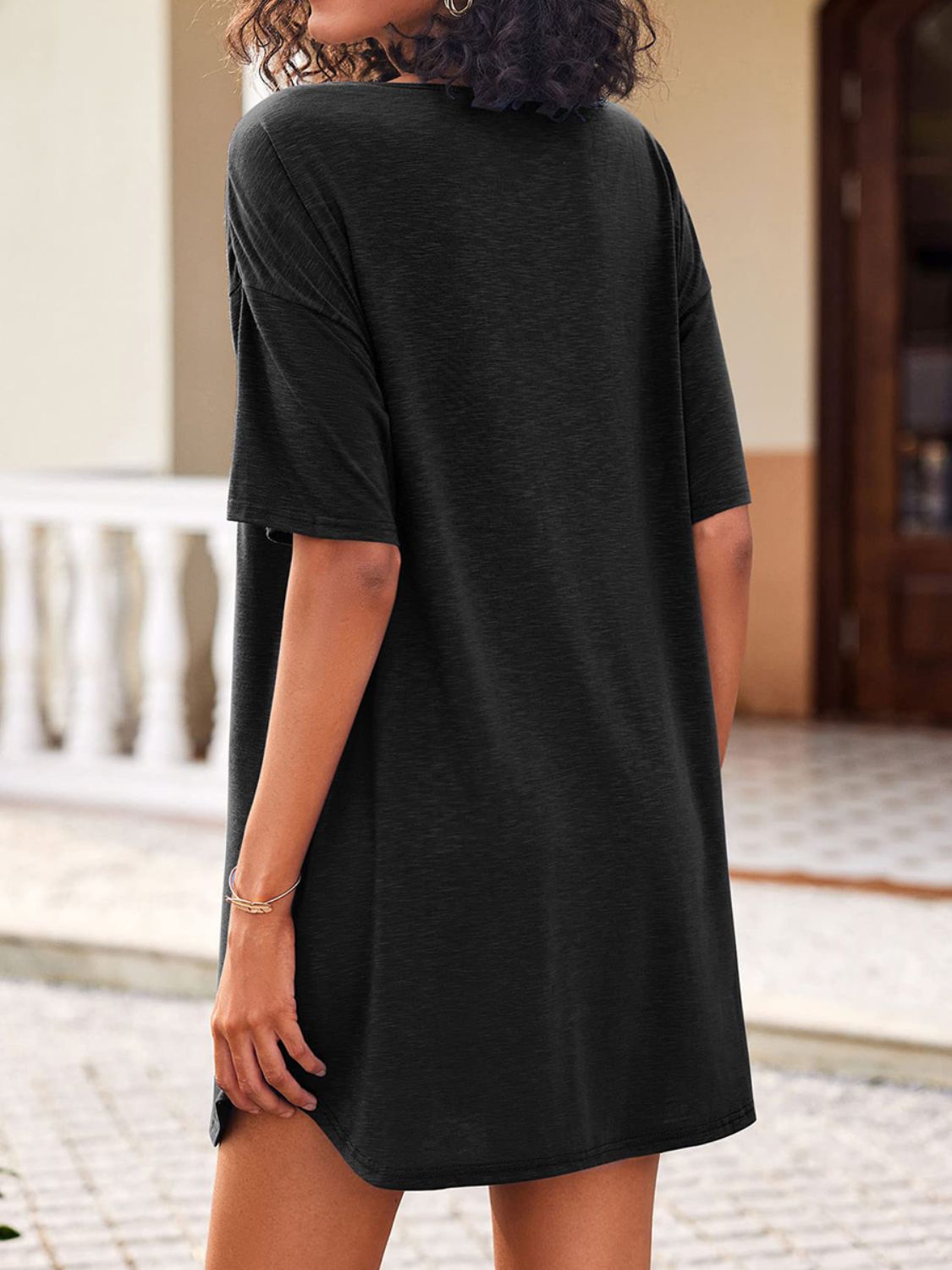 Diana – Robe T-shirt à Manches Courtes et Encolure en V