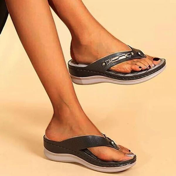 Ava - Sandales à Semelle Compensée et Tongs