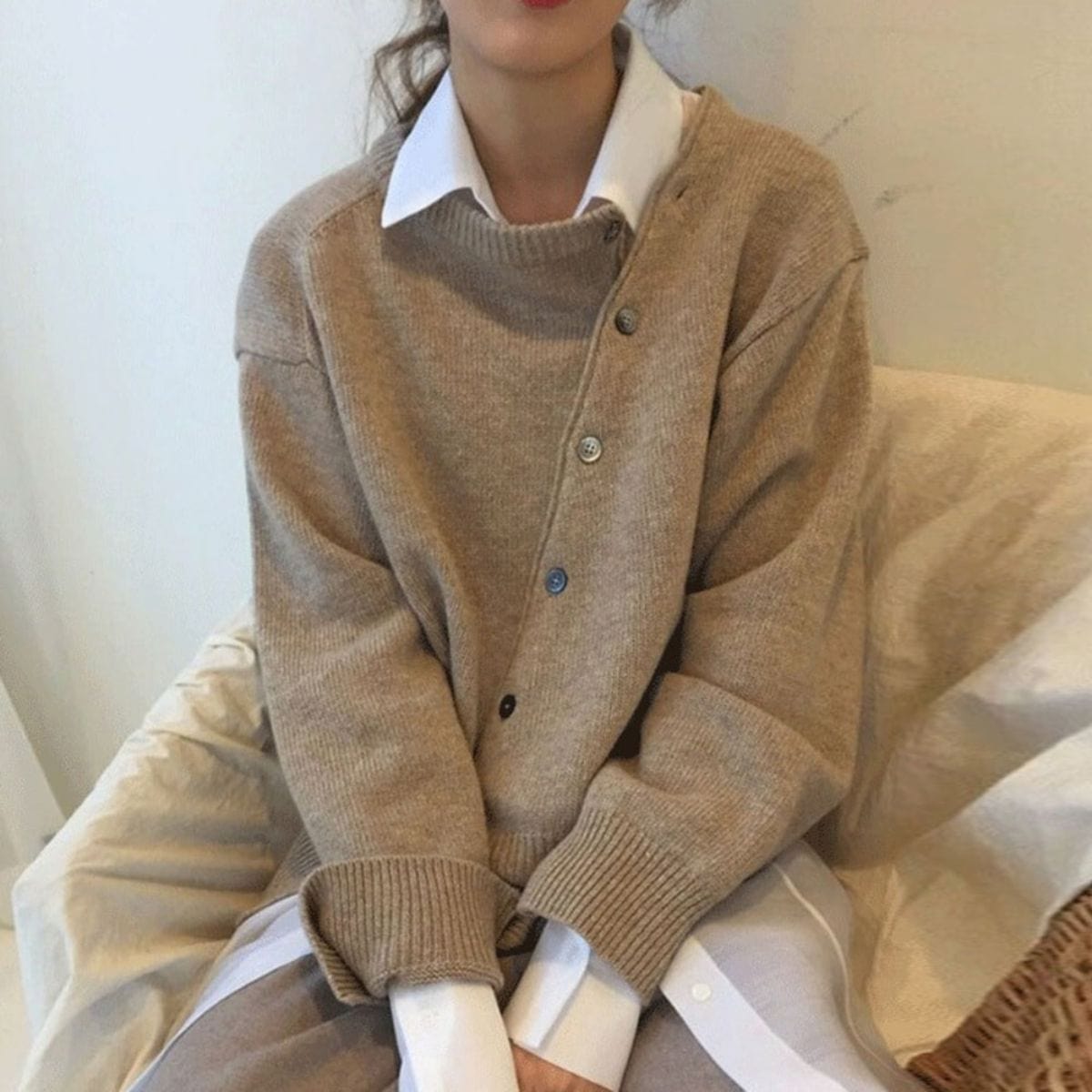 Brendane - Manteau en Laine Asymétrique à Boutons pour Femmes