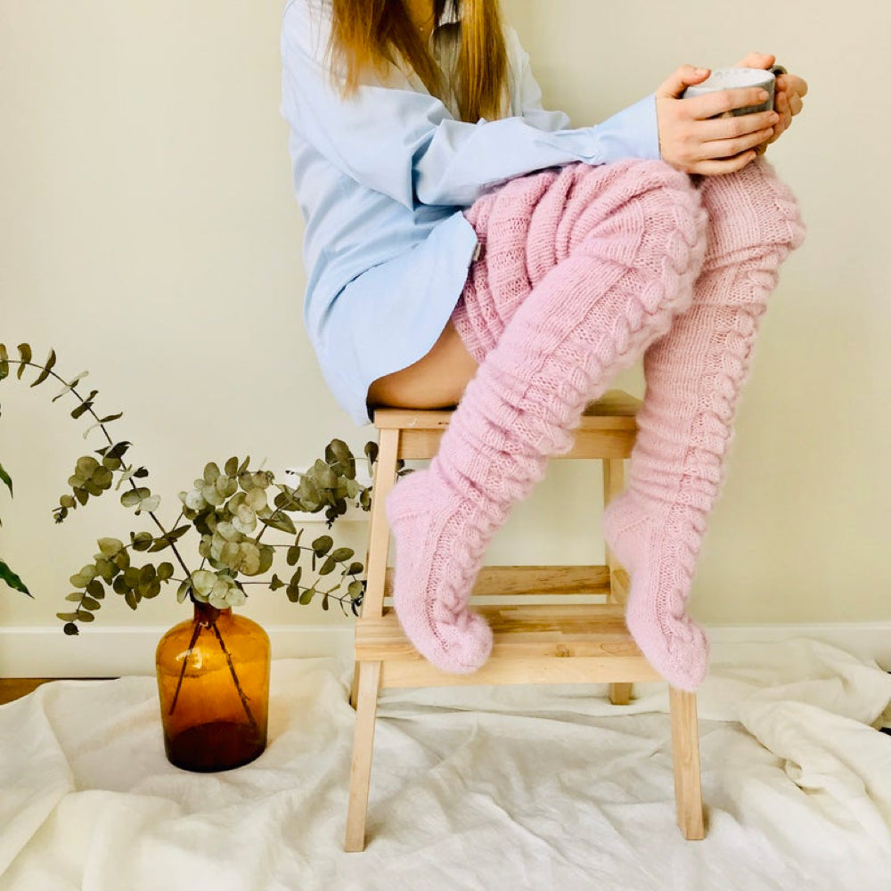 Charlize - Chaussettes Longues Tissées Romantiques d'hiver Jusqu'à la Cuisse avec Motif Tressé