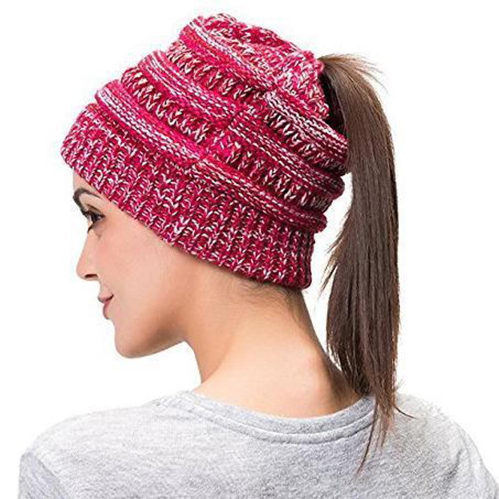 Éloïse - Bonnet en Tricot avec Ouverture pour Queue de Cheval