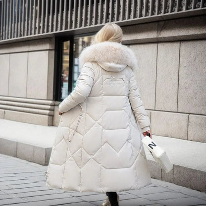 Élisabeth - Doudoune de luxe avec capuche en fourrure