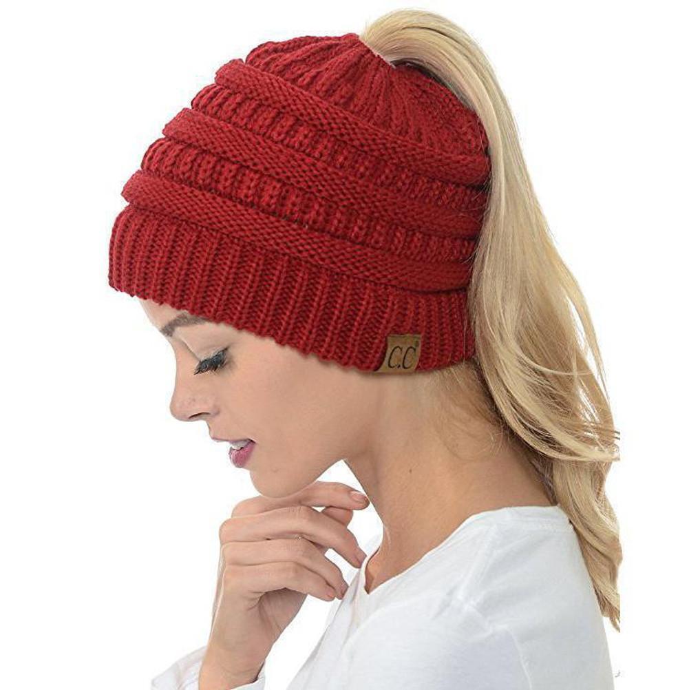 Éloïse - Bonnet en Tricot avec Ouverture pour Queue de Cheval