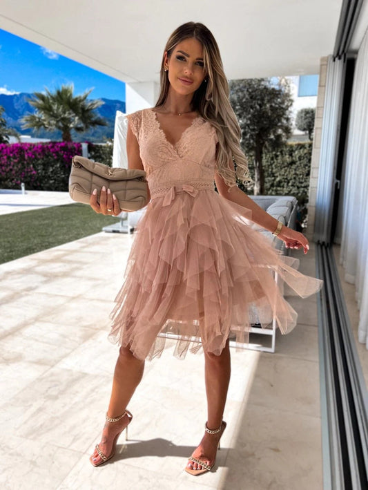 Aélorise - Robe Beige Féminine à Jupe en Tulle Superposée et Corsage en Dentelle