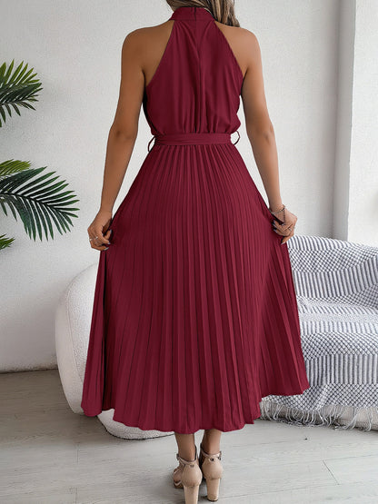 Lyric - Élégante Robe Longue à Carreaux avec Col Halter et Ceinture à la Taille
