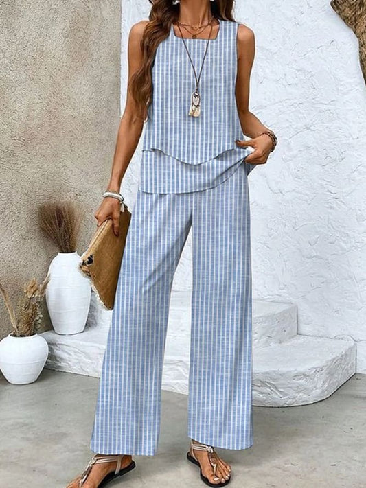 Charlotte - Ensemble à Deux Pièces en Coton Respirant Bleu Clair avec Top à Col Carré et Pantalon Large à Rayures Verticales Pantalon Confortable