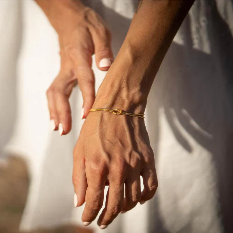 Vahla - Bracelet Nœud Minimaliste