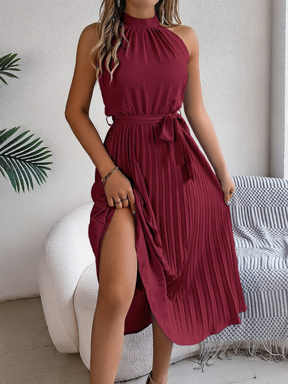 Lyric - Élégante Robe Longue à Carreaux avec Col Halter et Ceinture à la Taille