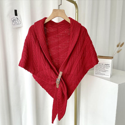 Yseult - Écharpe Triangulaire Tricotée avec Boucle en Cuir