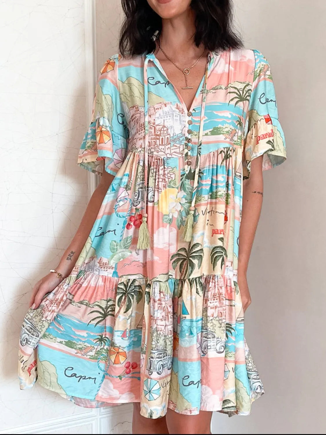 Talia - Robe-Chemise Courte en 4 Imprimés Estivaux avec Manches Mi-Longues Boutons et 2 Glands