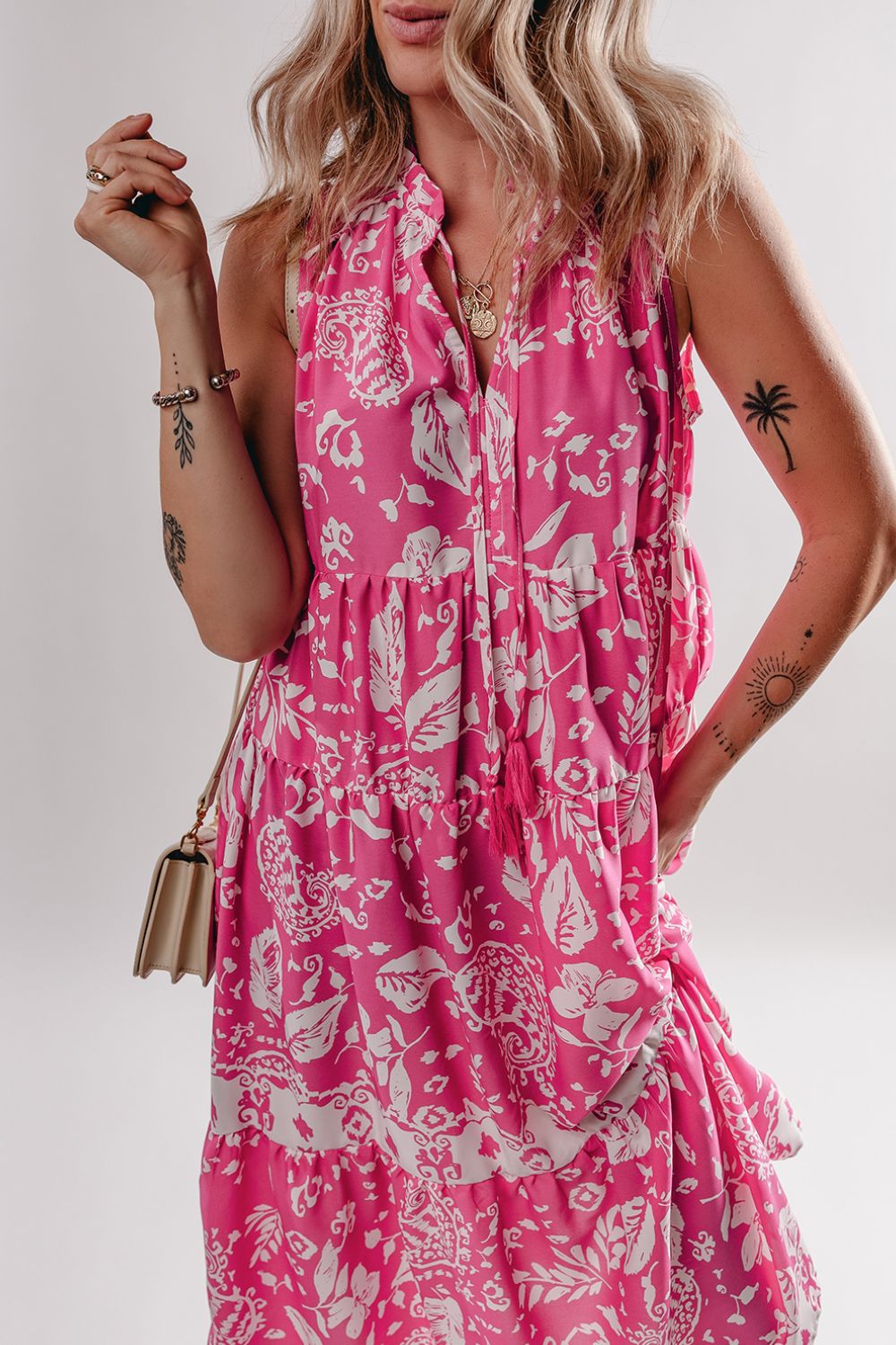 Esme - Robe Midi Sans Manches Rose à Imprimé Organique Tunique Large avec Boutons et Décolleté en V
