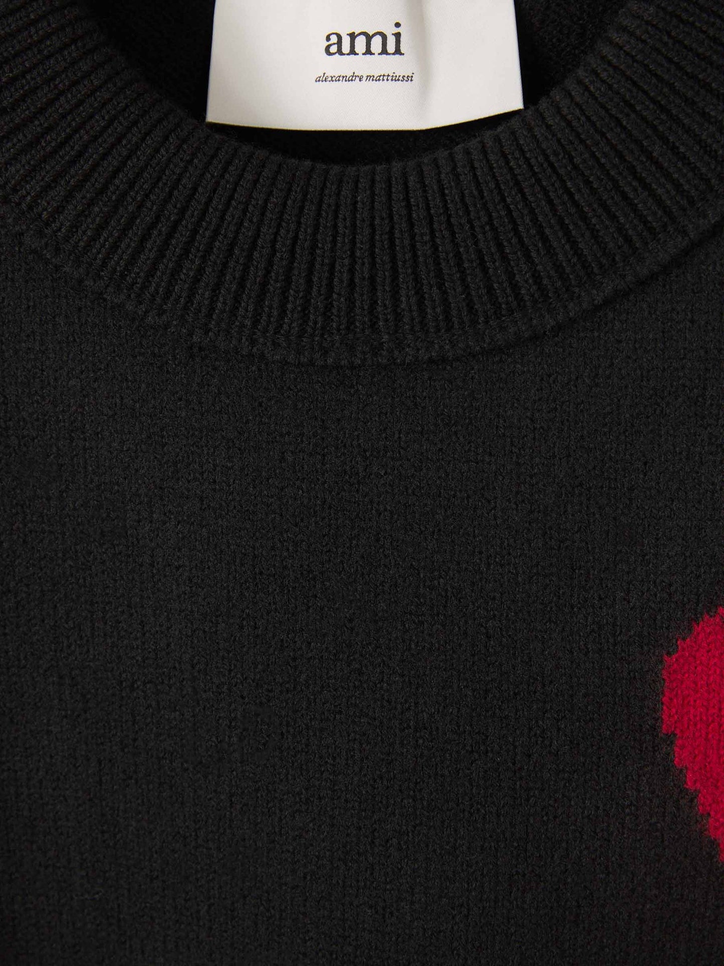 Grace - Pull tricoté respirant Ami Paris avec détail en cœur et lettre A