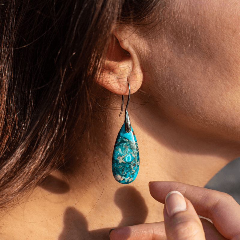 OceanEnergy - Boucles d'oreilles protectrices en régalite en forme de goutte d'eau