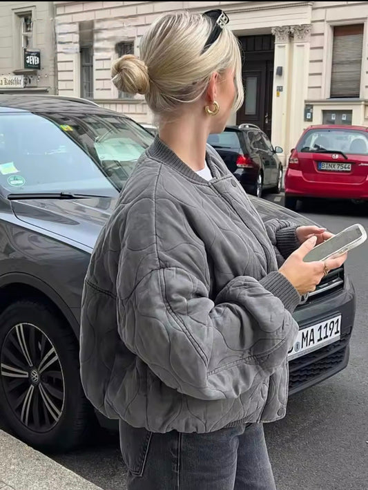 Azura - Veste Bomber Oversize Grise Foncée avec Motif Ondulé pour Femmes