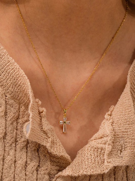 Malvina - Collier Croix en Zirkonia Or