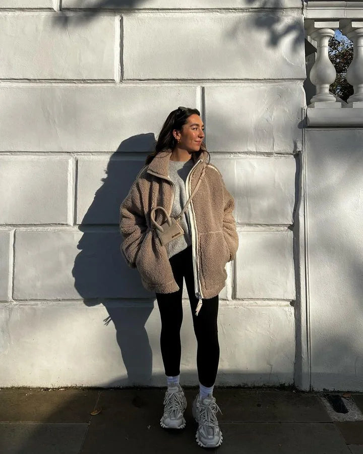 Béatrice - Must-have Veste mi-Saison en Teddy, Délicieusement Douce, Confortable, Élégante et Chaude, avec Fermeture Éclair et Col Montant