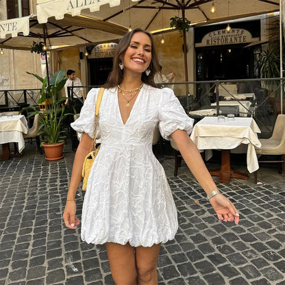 Éloïse - Robe blanche décontractée et élégante