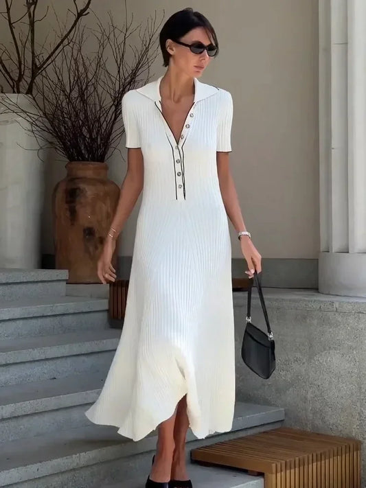 Lena - Robe midi côtelée à boutons